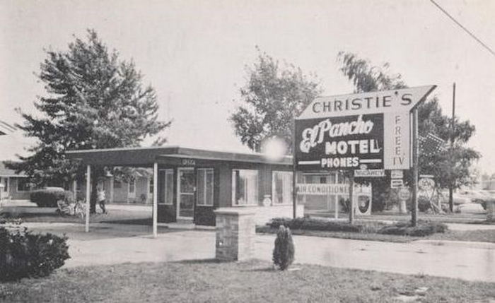 El Pancho Motel (Travel Inn) - Vintage Postcard (newer photo)